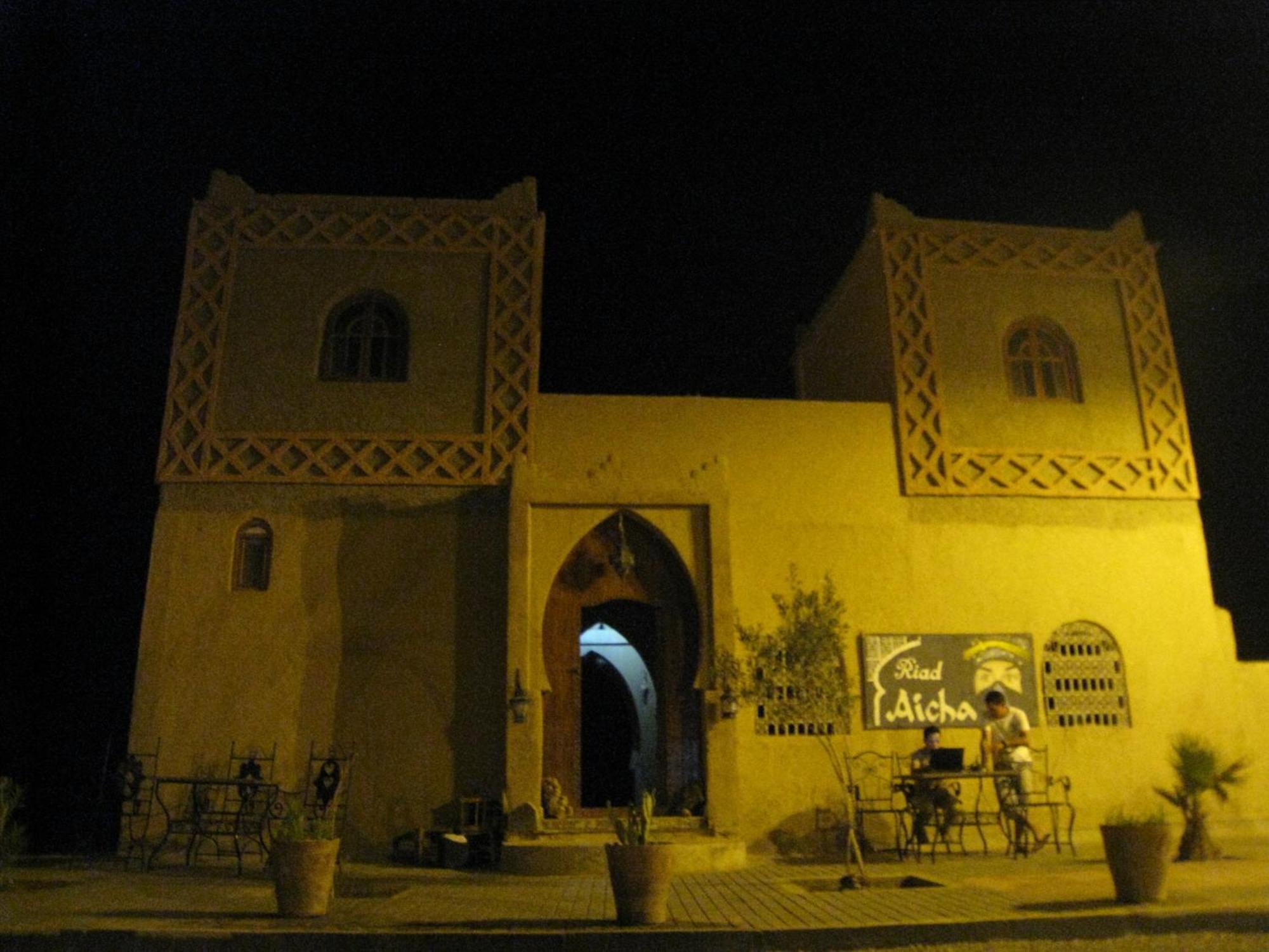 Riad Aicha & Camel Trekking Merzouga Dış mekan fotoğraf